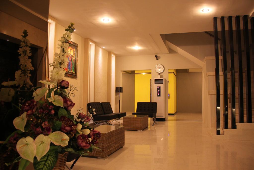 Swk 95 Hotel Sorabaya Extérieur photo