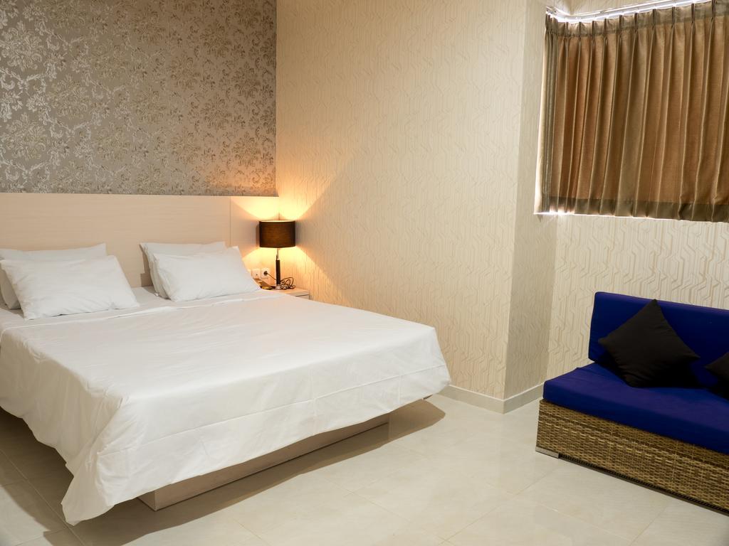 Swk 95 Hotel Sorabaya Extérieur photo